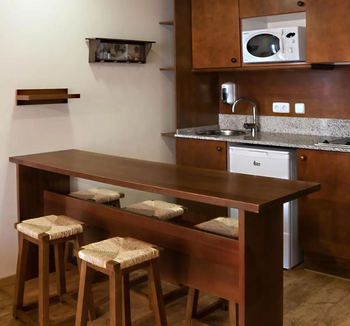 Aparthotel La Vall Blanca Vielha