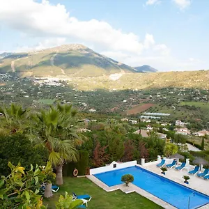 https://hotel-rural-cortijo-de-salia.1costadelsol.com